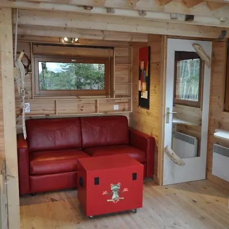 Holiday park Cabane Des Guernazelles Valderoure